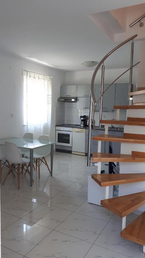 Apartment Pejnovic Malinska